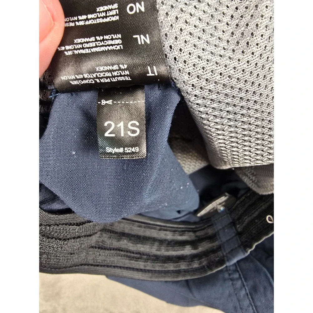 KÜHL $1 shipping